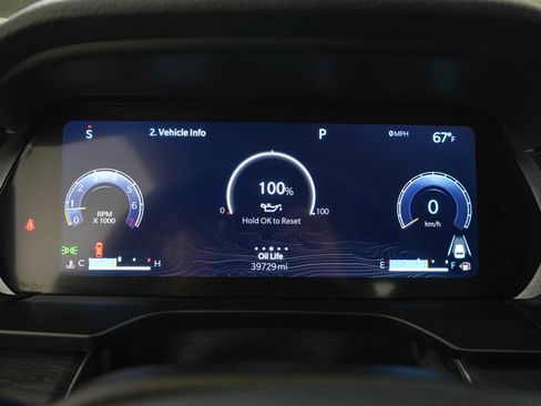 Used 2023 Jeep Grand Cherokee Limited w/ Black Appearance Package image 26