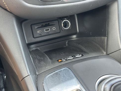 Certified 2020 Chevrolet Equinox Premier w/ LPO, Floor Liner Package FWD image 27