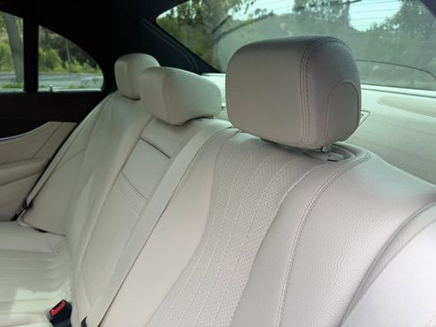 Used 2017 Mercedes-Benz E 300 image 15