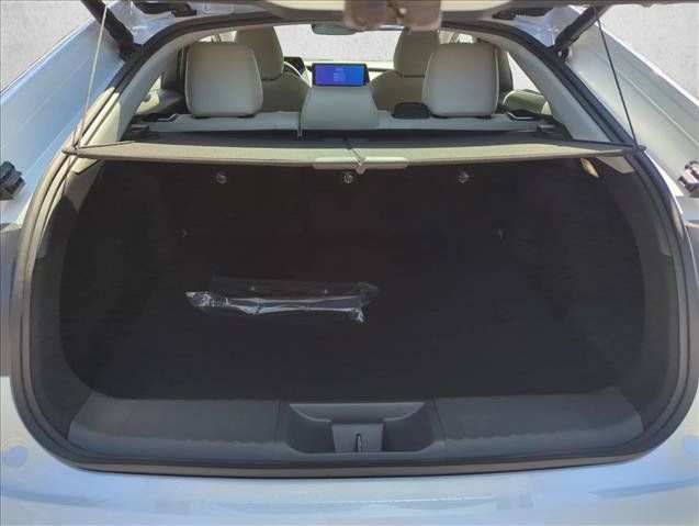 New 2027 Toyota Prius Limited FWD image 5