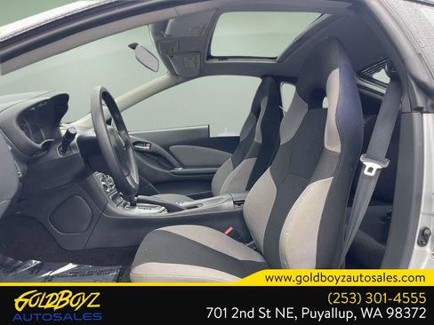 Used 2005 Toyota Celica GT image 11