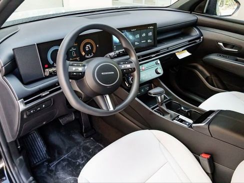 New 2026 Hyundai Santa Cruz SEL FWD image 8