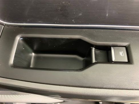 Used 2022 Ford F150 Lariat AWD/4WD image 32
