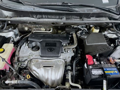 Used 2017 Toyota RAV4 LE image 29