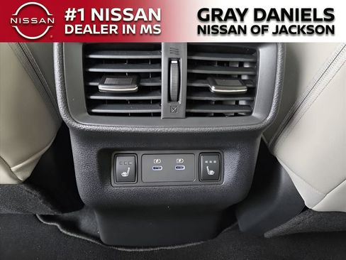 New 2026 Nissan Murano Platinum image 18