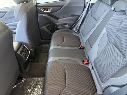 Used 2024 Subaru Forester Premium AWD/4WD image 30
