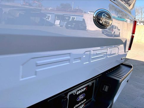 Used 2020 Ford F150 Lariat image 10