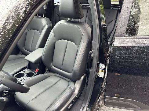Used 2025 Subaru Forester Limited w/ Protection Package (1PH) AWD/4WD image 2