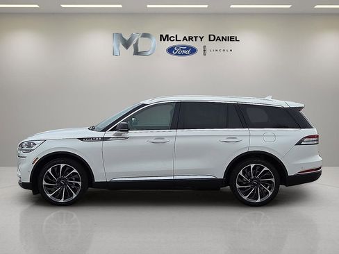 Used 2021 Lincoln Aviator Reserve w/ Equipment Group 202A image 3