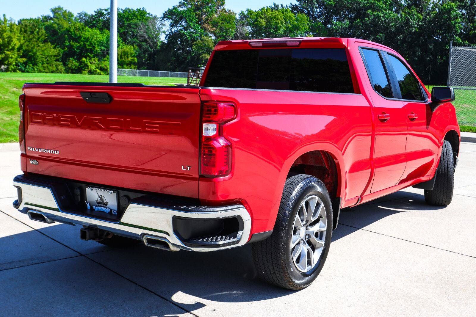 Used 2019 Chevrolet Silverado 1500 LT w/ All-Star Edition AWD/4WD image 16