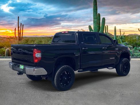 Used 2017 Toyota Tundra SR5 AWD/4WD image 3