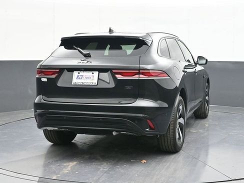 Used 2026 Jaguar F-PACE R-Dynamic S image 11
