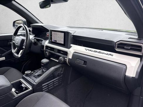 Certified 2024 Toyota Tacoma TRD Off-Road AWD/4WD image 23