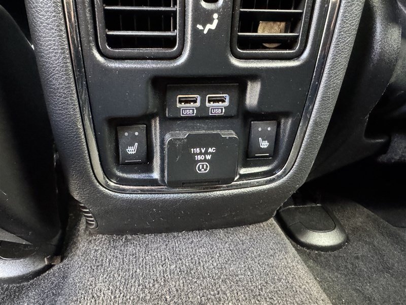 Used 2015 Dodge Durango Limited w/ Blacktop Package AWD/4WD image 25