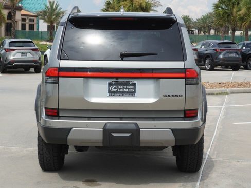 Certified 2025 Lexus GX 550 AWD/4WD image 7