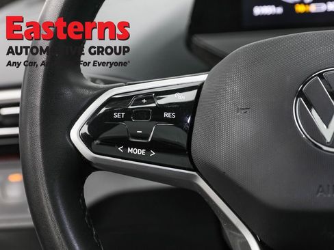 Used 2023 Volkswagen ID.4 Pro image 15