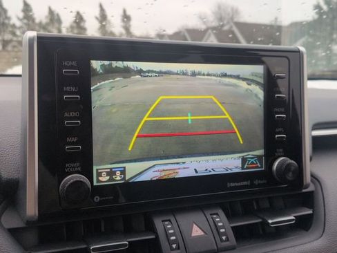 Certified 2020 Toyota RAV4 XSE image 22