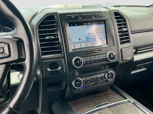 Used 2019 Ford Expedition Max Limited RWD image 15