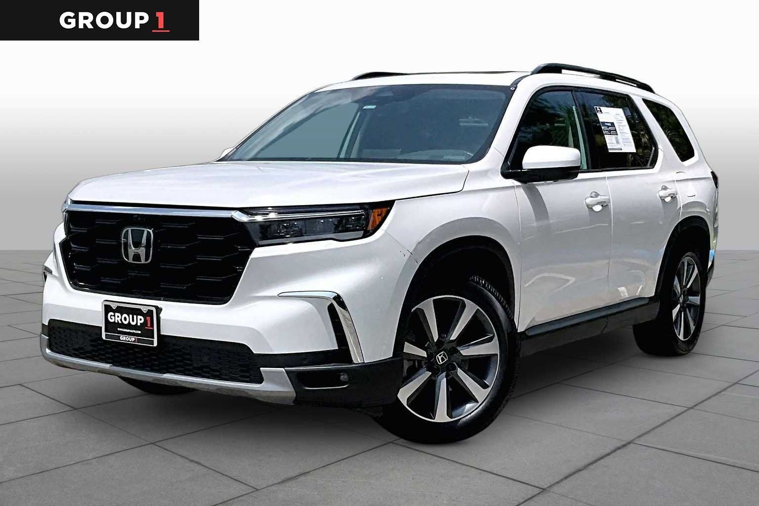 Used 2023 Honda Pilot Elite image 1