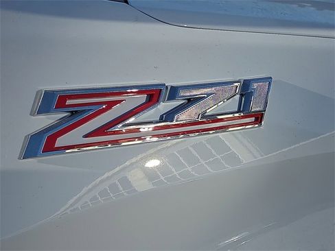 New 2026 Chevrolet Silverado 1500 LT Trail Boss w/ Convenience Package II image 7