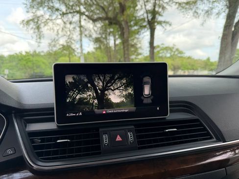 Used 2018 Audi Q5 2.0T Premium Plus w/ Premium Plus Package image 18