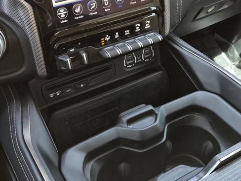 Used 2019 RAM 1500 Limited AWD/4WD image 20