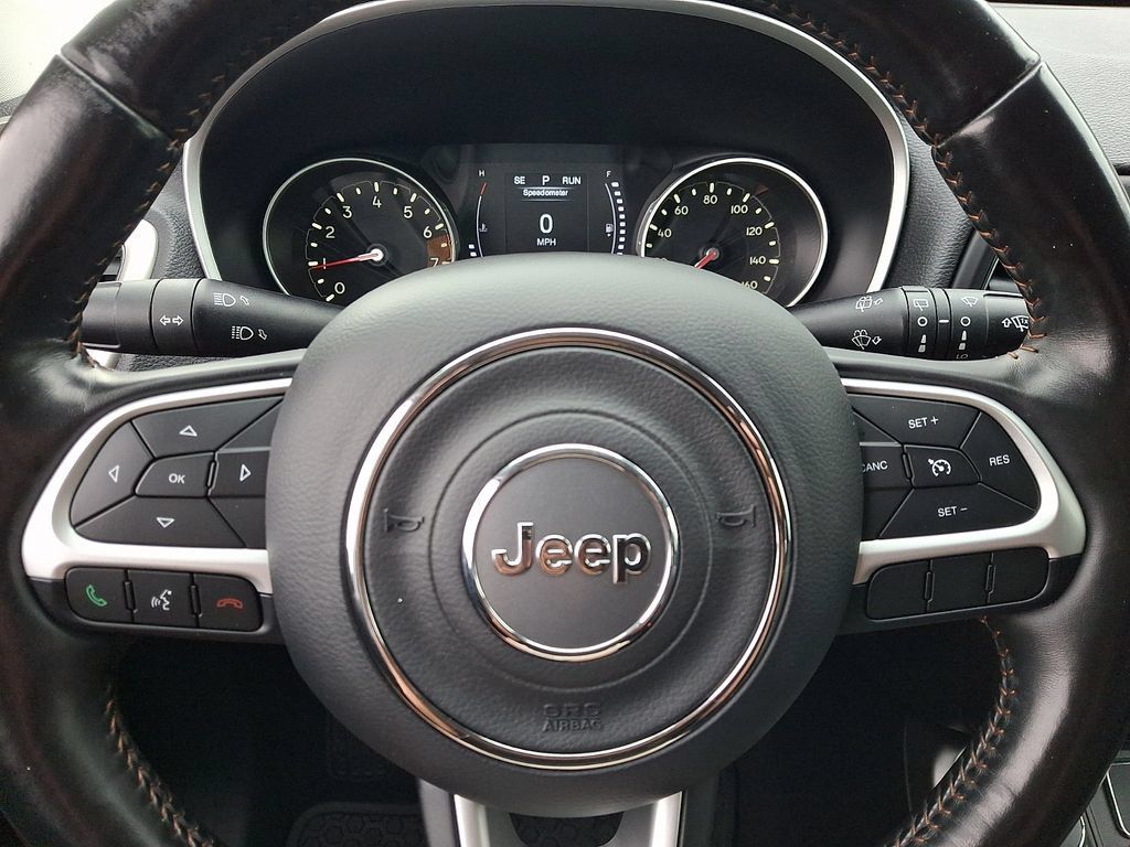 Used 2019 Jeep Compass Latitude w/ Cold Weather Group AWD/4WD image 21
