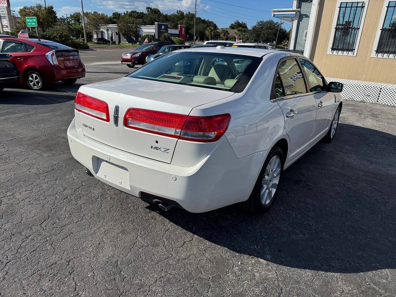 Used 2010 Lincoln MKZ FWD image 8