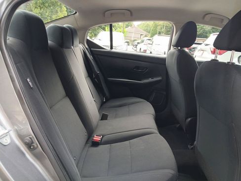 Used 2024 Nissan Sentra S FWD image 13