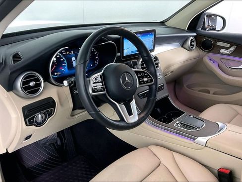 Certified 2022 Mercedes-Benz GLC 300 4MATIC image 11
