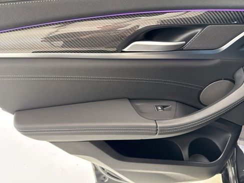 Used 2025 BMW X4 M w/ Premium Package image 48