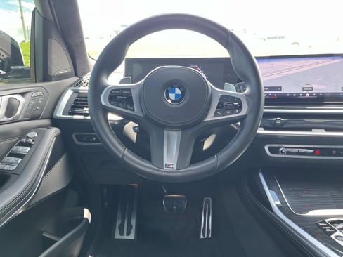 Used 2024 BMW X7 xDrive40i w/ Executive Package AWD/4WD image 14