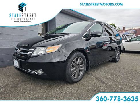 Used 2014 Honda Odyssey Touring image 1