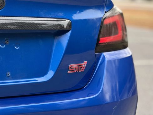 Used 2016 Subaru WRX STI image 9