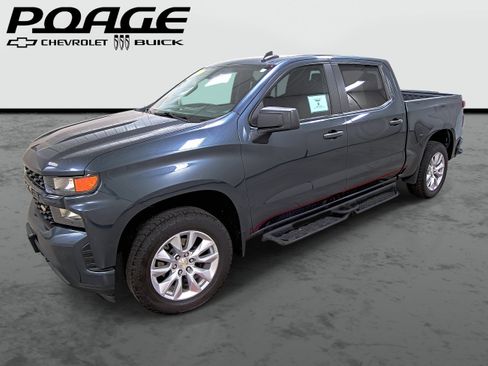 Used 2020 Chevrolet Silverado 1500 Custom w/ Custom Value Package image 1