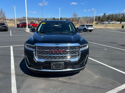 Used 2021 GMC Acadia Denali w/ Denali Ultimate Package image 2