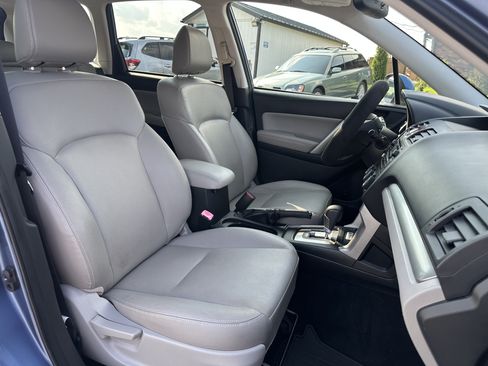 Used 2015 Subaru Forester 2.5i Limited AWD/4WD image 10