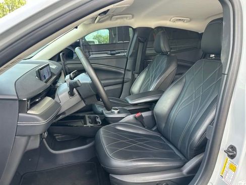 Used 2023 Ford Mustang Mach-E Select RWD image 12