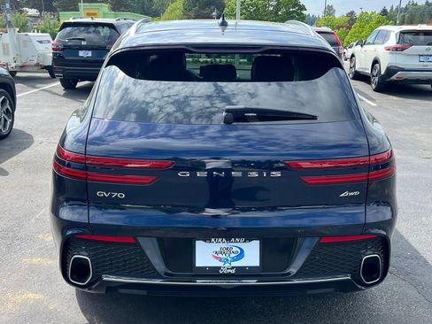 Used 2023 Genesis GV70 2.5T w/ Select Package AWD/4WD image 8