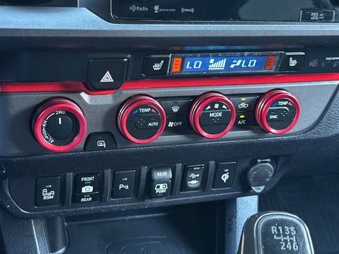 Used 2019 Toyota Tacoma TRD Pro image 21