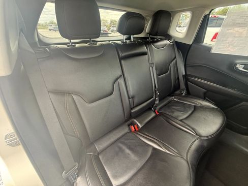 Used 2021 Jeep Compass Limited image 8