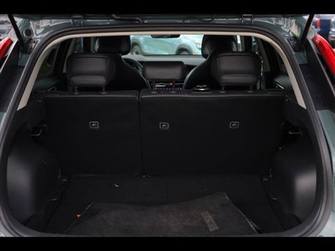 Used 2023 Kia Niro EX Touring image 20