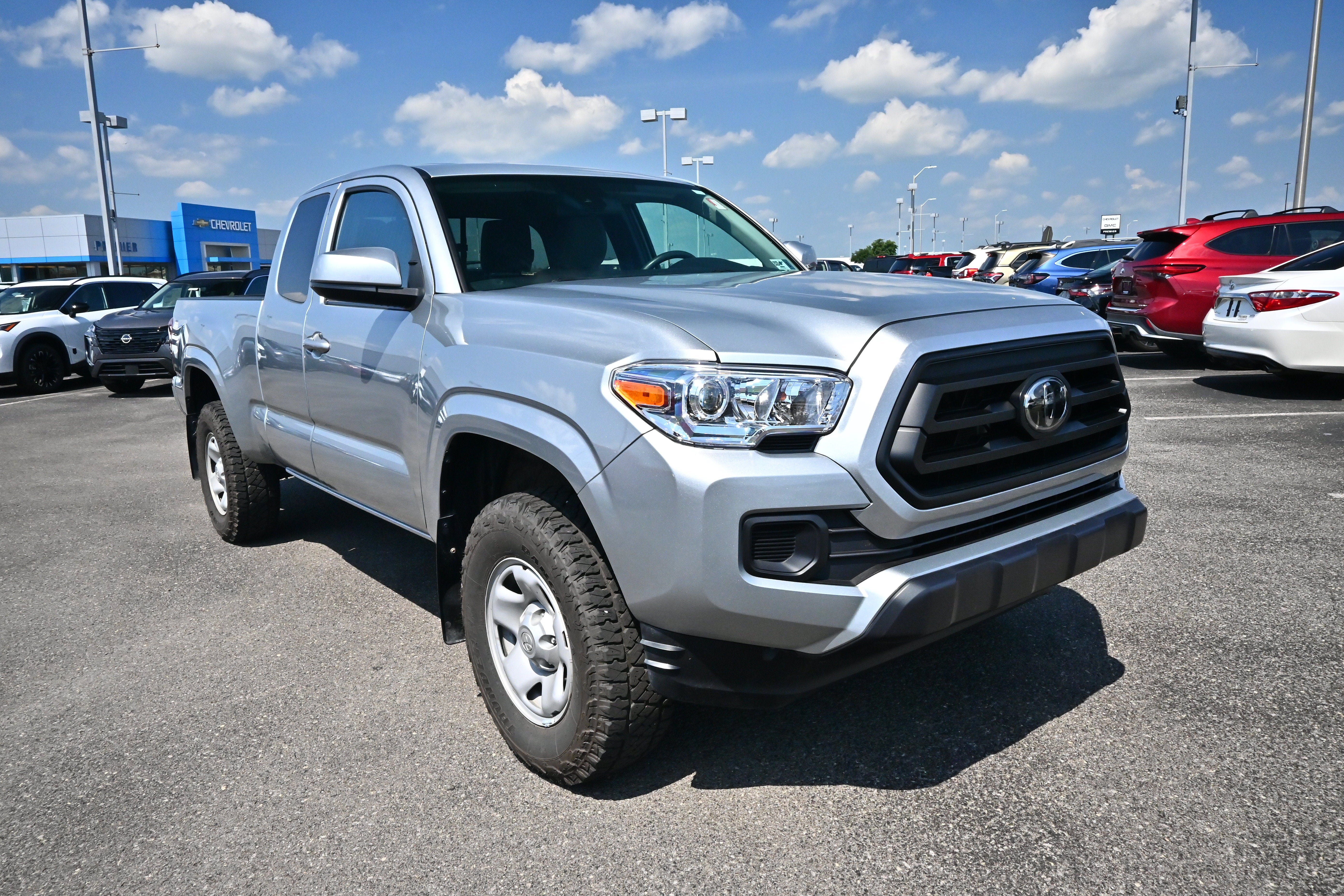 Used 2023 Toyota Tacoma SR w/ SR Convenience Package RWD image 2