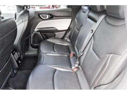 Used 2024 Jeep Compass Limited AWD/4WD image 12
