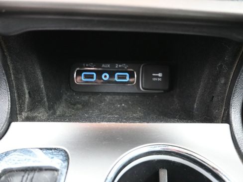 Used 2020 Jeep Grand Cherokee Altitude image 29