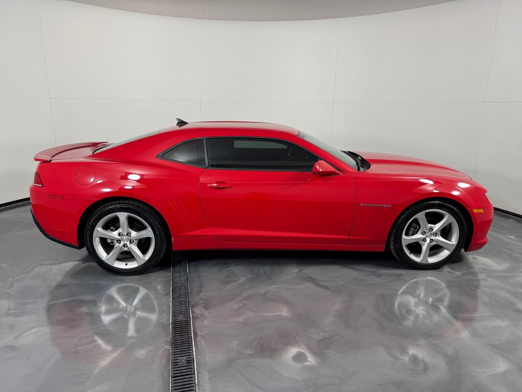 Used 2015 Chevrolet Camaro LT w/ RS Package RWD image 4