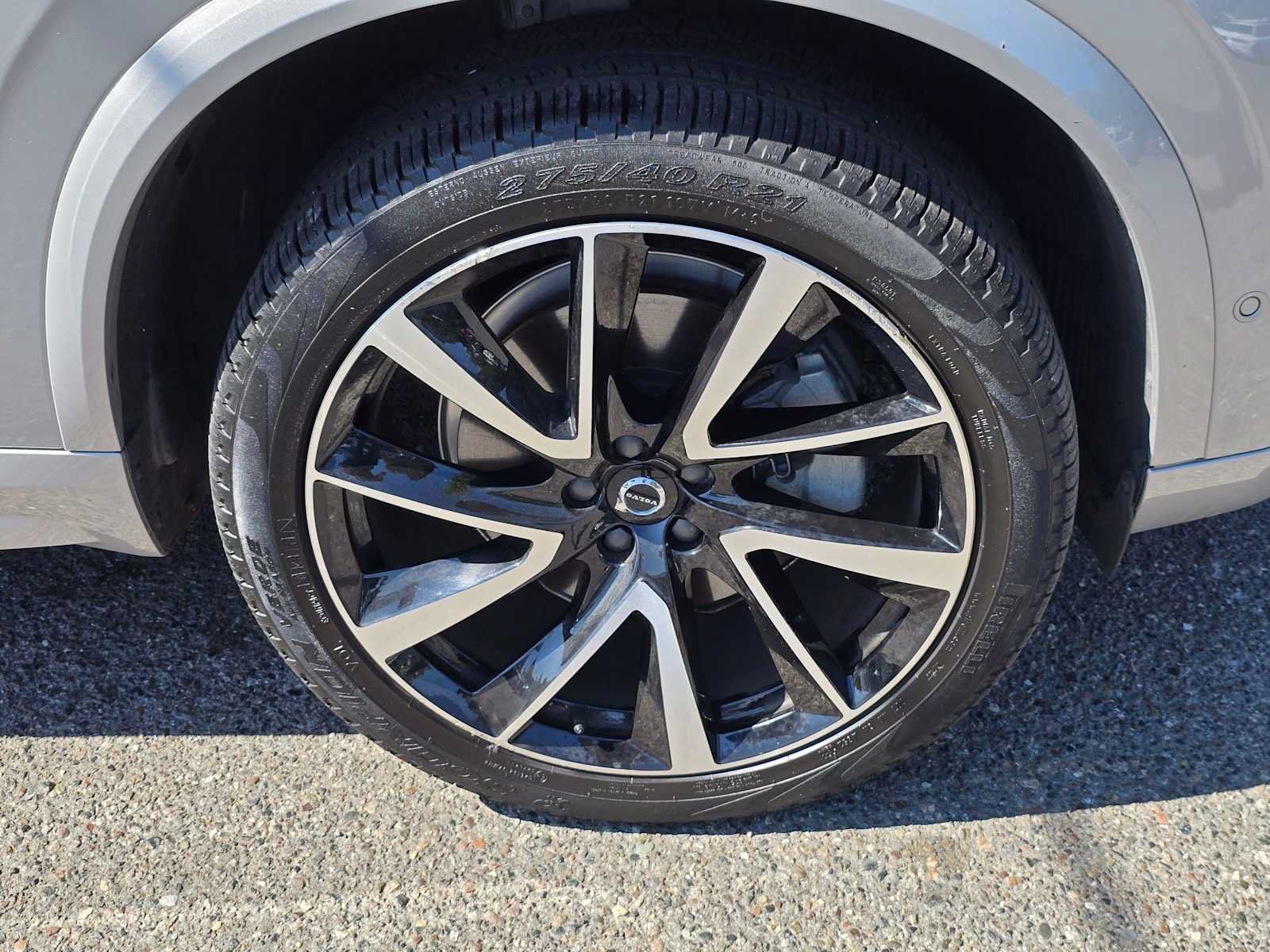 Used 2024 Volvo XC90 B6 Plus w/ Protection Package Premier AWD/4WD image 9