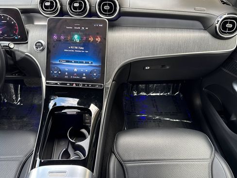 Certified 2024 Mercedes-Benz GLC 300 4MATIC image 19