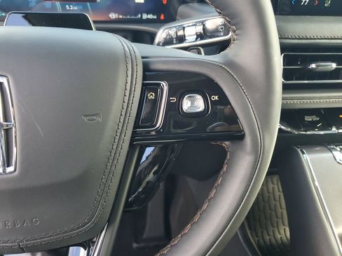 New 2025 Lincoln Aviator 2WD w/ Jet Appearance Package image 26