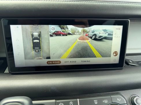 Used 2020 Land Rover Defender 110 S image 30